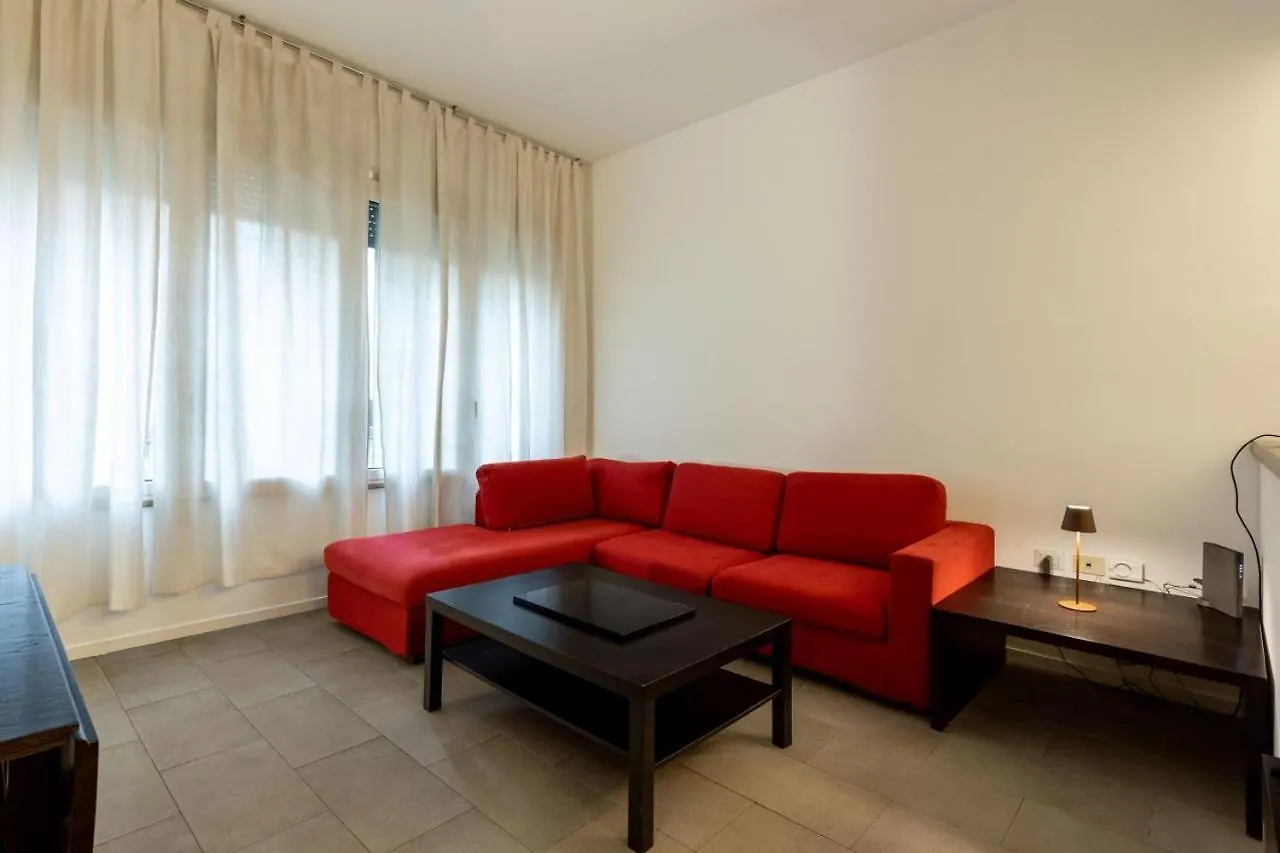 Apartment In Brera-Fatebenefratelli-Porta Nuova-Milano