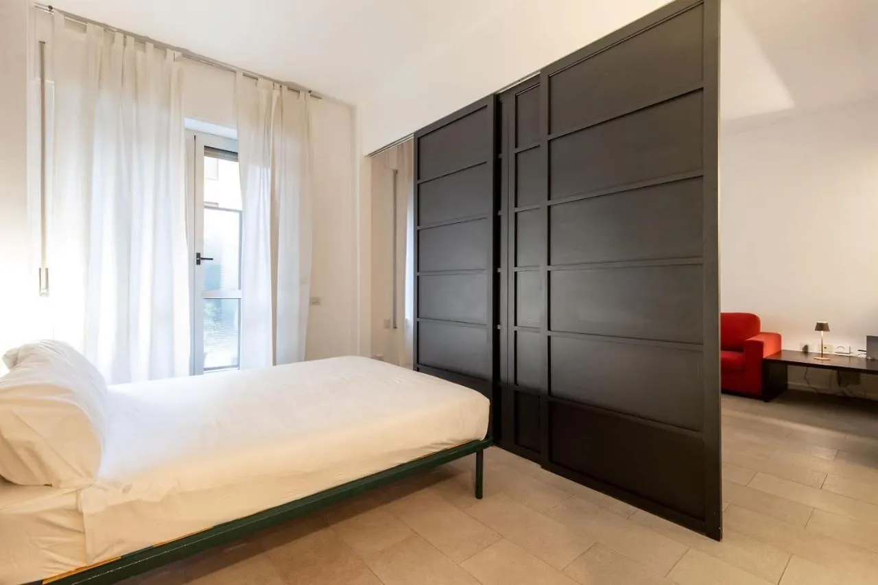 Apartment In Brera-Fatebenefratelli-Porta Nuova-Milano