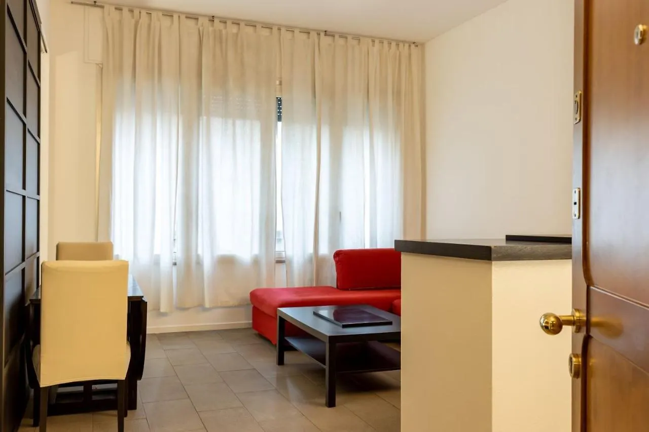 Apartment In Brera-Fatebenefratelli-Porta Nuova-Milano Milano