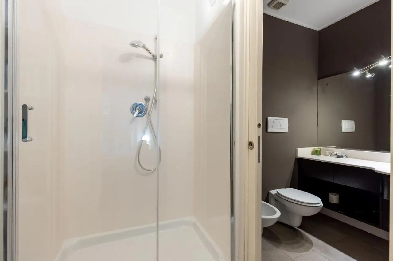 Apartment In Brera-Fatebenefratelli-Porta Nuova-Milano